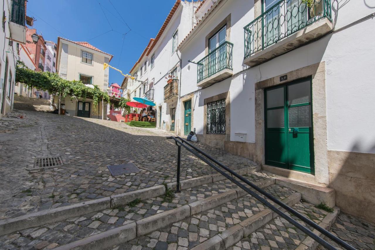 Alfama Typical Beco Da Adica Lejlighed Lisboa Eksteriør billede